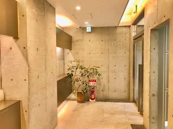 JCE南森町の物件外観写真